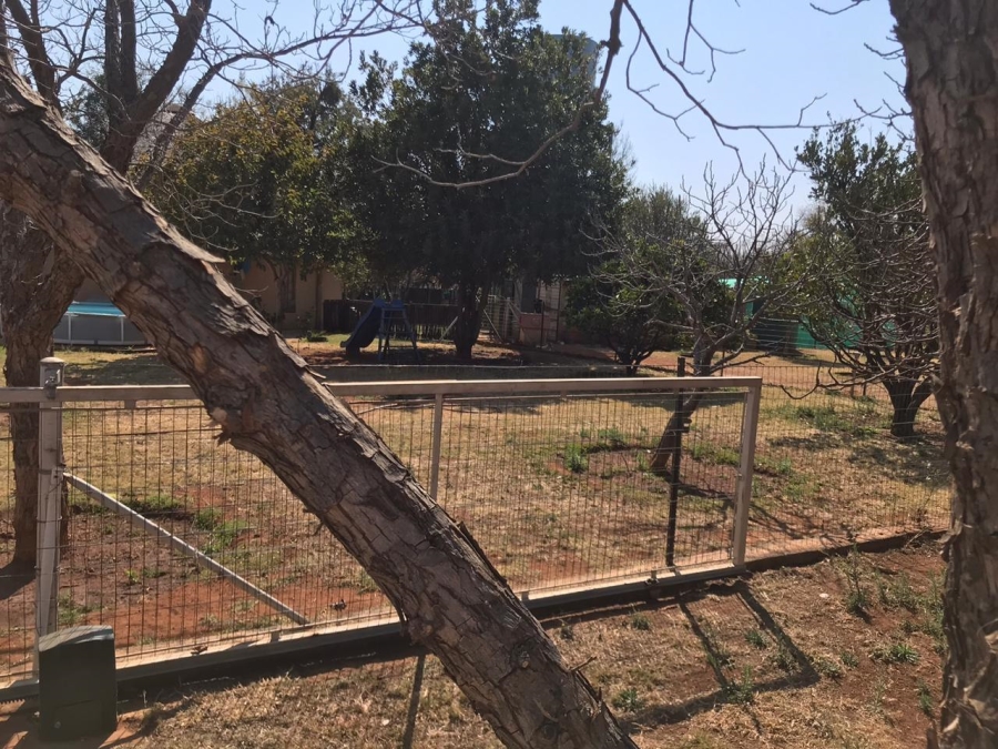 7 Bedroom Property for Sale in Rustenburg Rural North West
